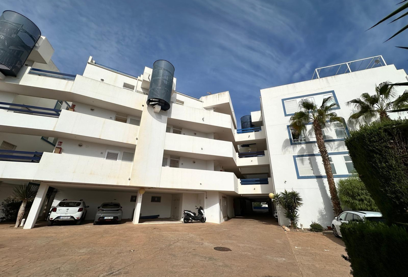 Reventa - Apartamento / piso - Orihuela Costa - Punta Prima