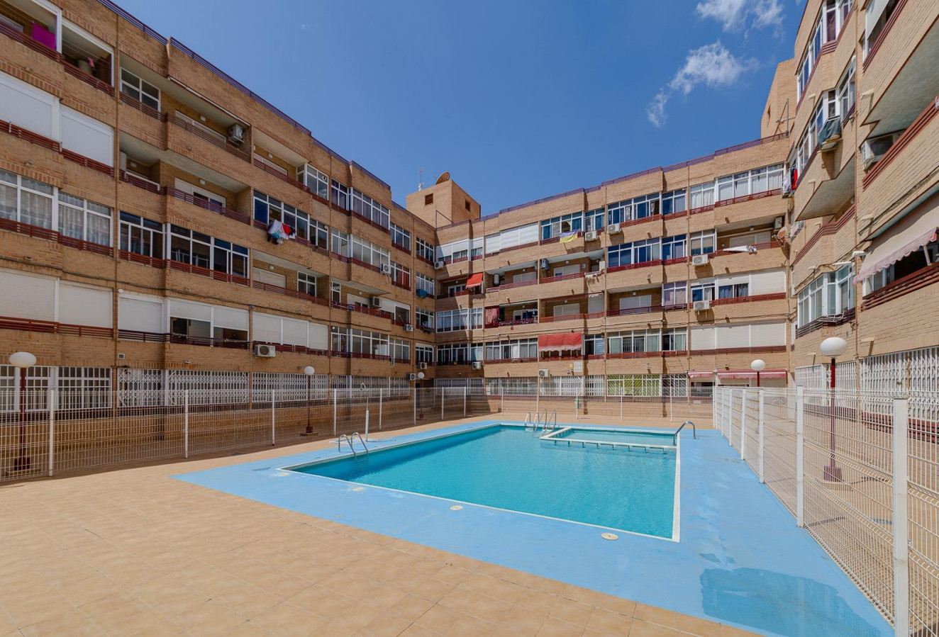 Reventa - Apartamento / piso - Torrevieja - Centro