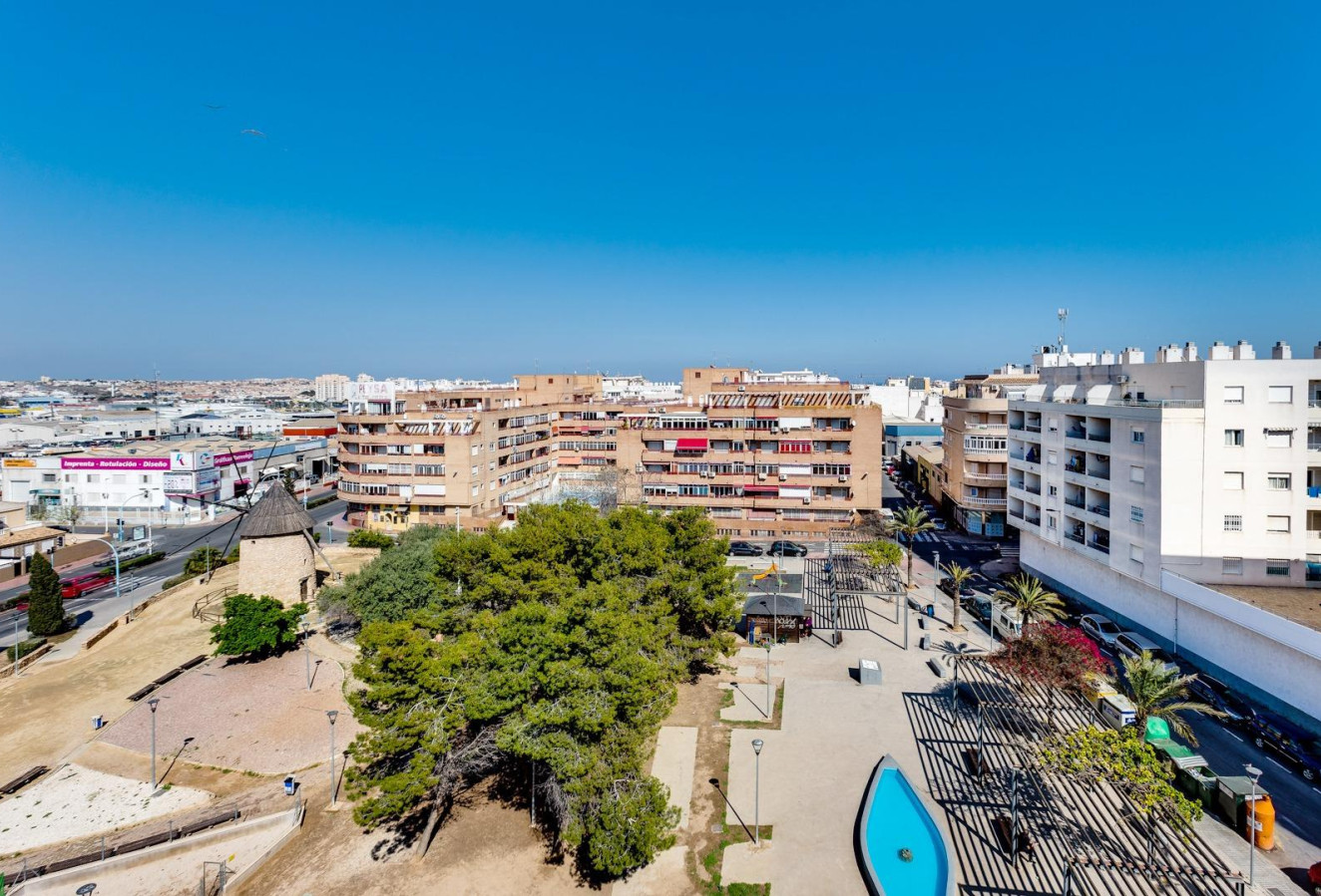 Reventa - Apartamento / piso - Torrevieja - Centro