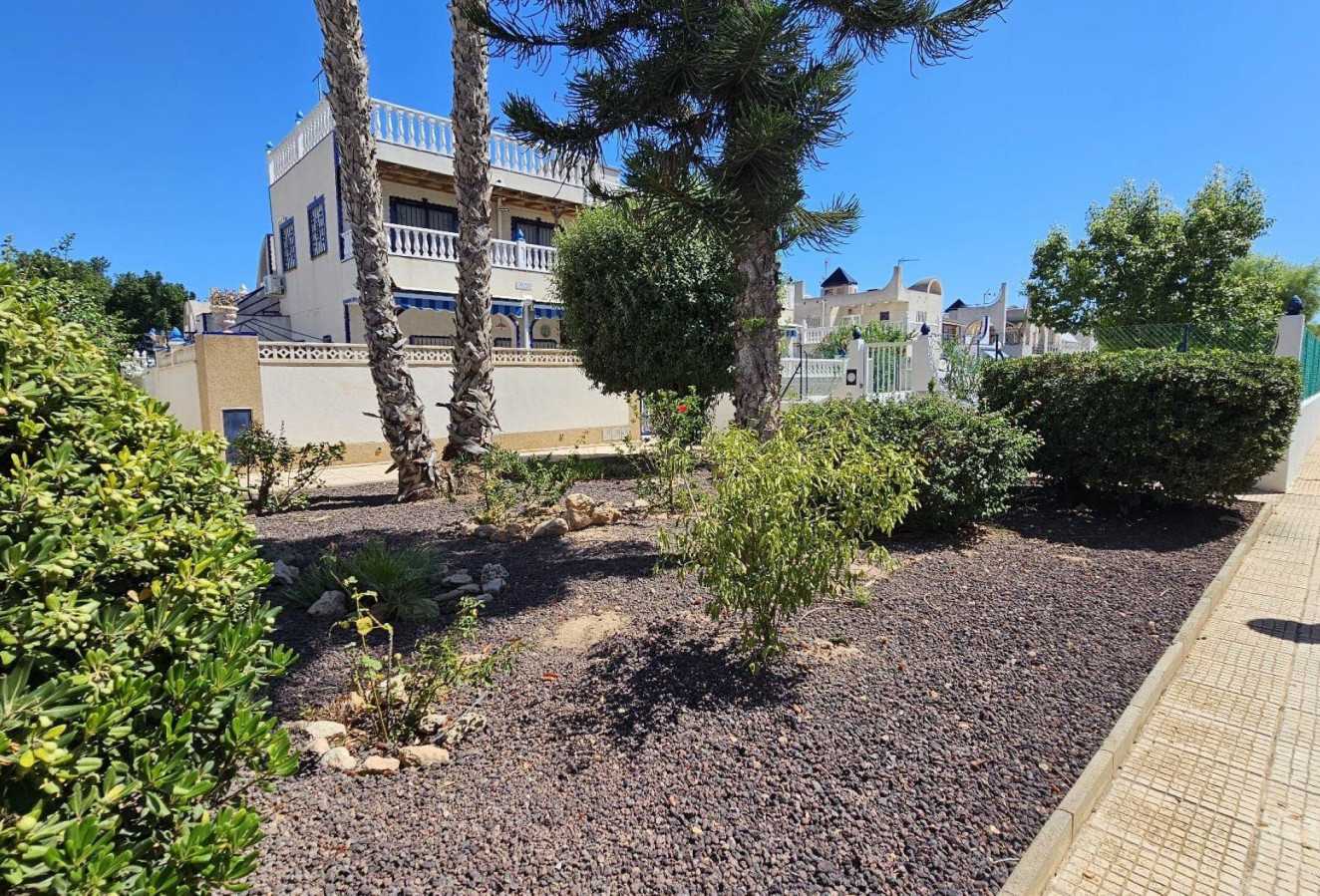 Reventa - Bungalow - Torrevieja - Doña ines