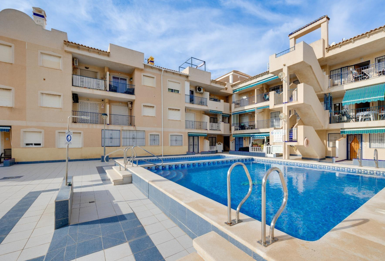 Reventa - Apartamento / piso - Torrevieja - Acequion