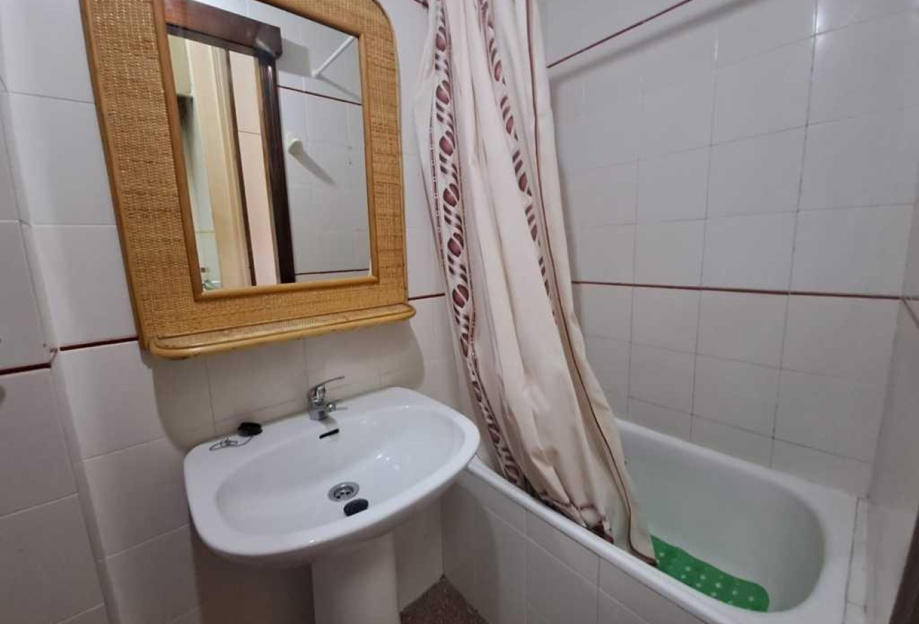 Reventa - Apartamento / piso - Torrevieja - Playa del cura