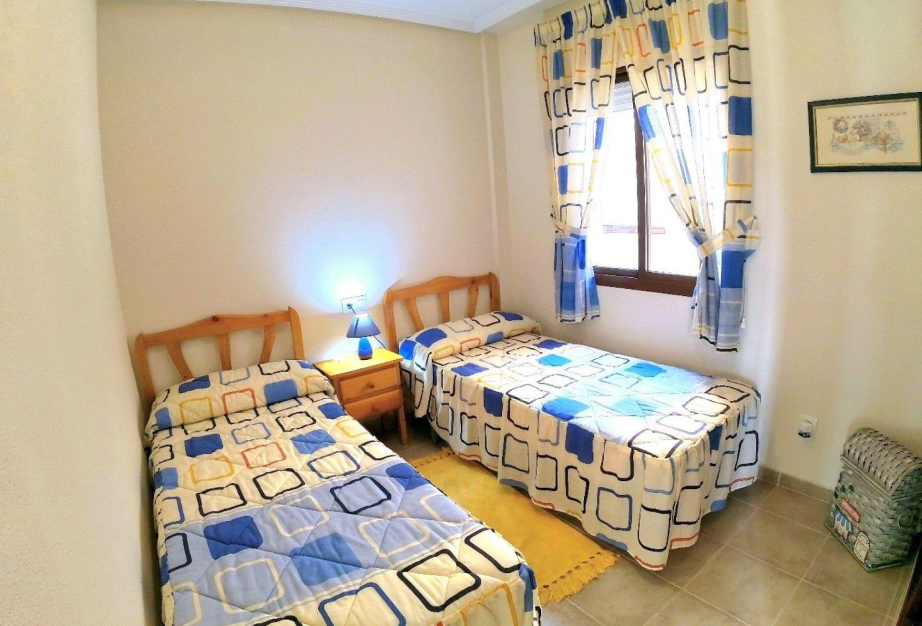 Reventa - Apartamento / piso - Torrevieja - Torrejón