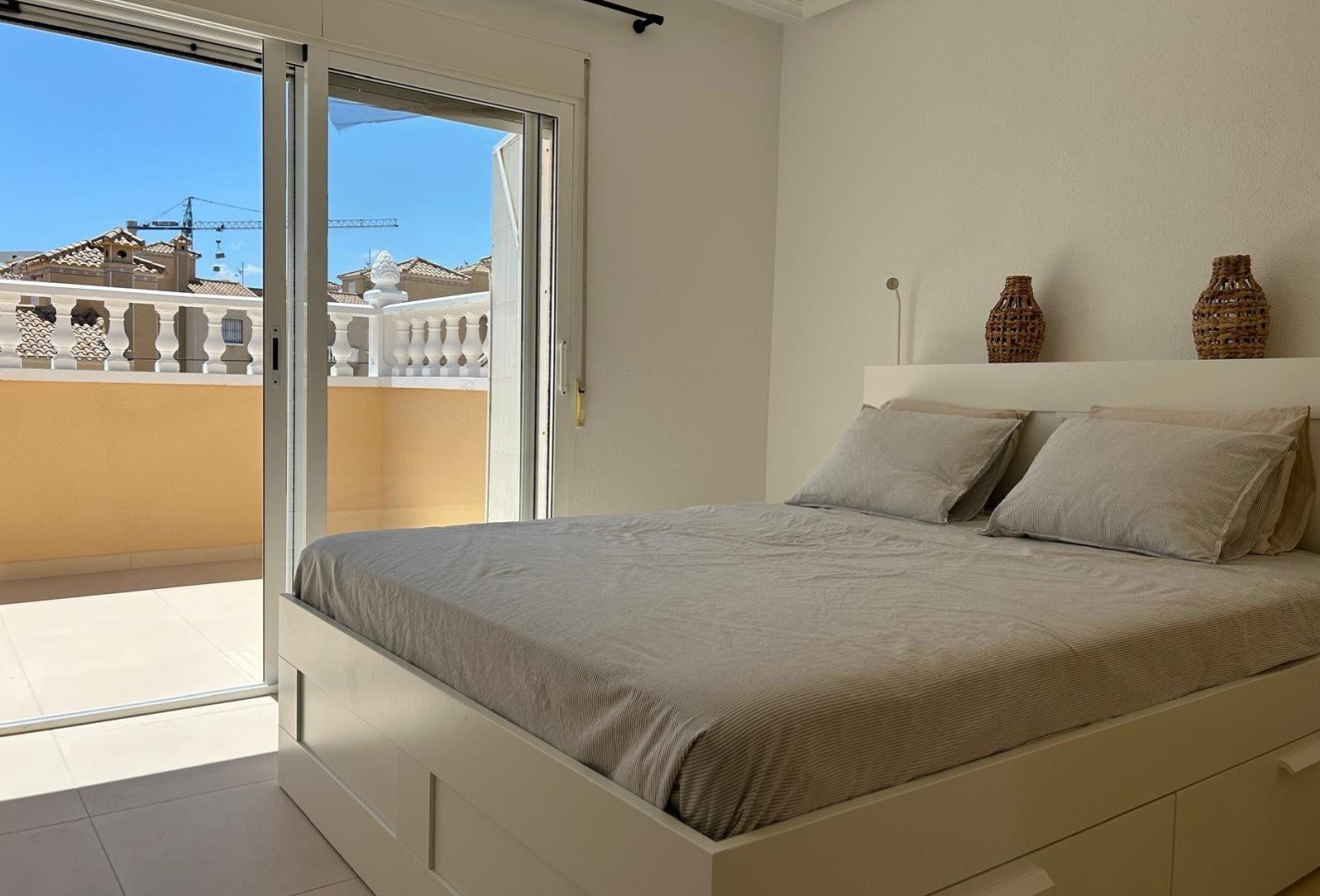 Reventa - Villa - Orihuela Costa - Las Filipinas