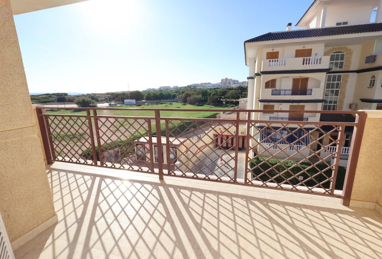 Reventa - Apartamento / piso - Torrevieja - La Mata