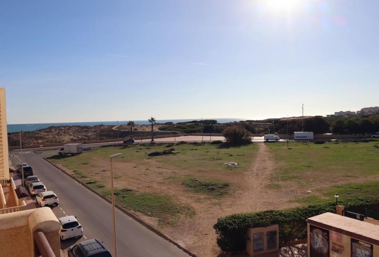 Reventa - Apartamento / piso - Torrevieja - La Mata