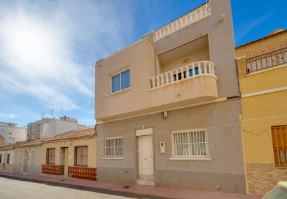 Reventa - Bungalow - Torrevieja - Estacion de autobuses