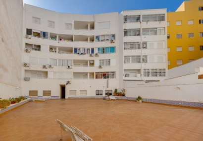 Reventa - Apartamento / piso - Torrevieja - Estacion de autobuses