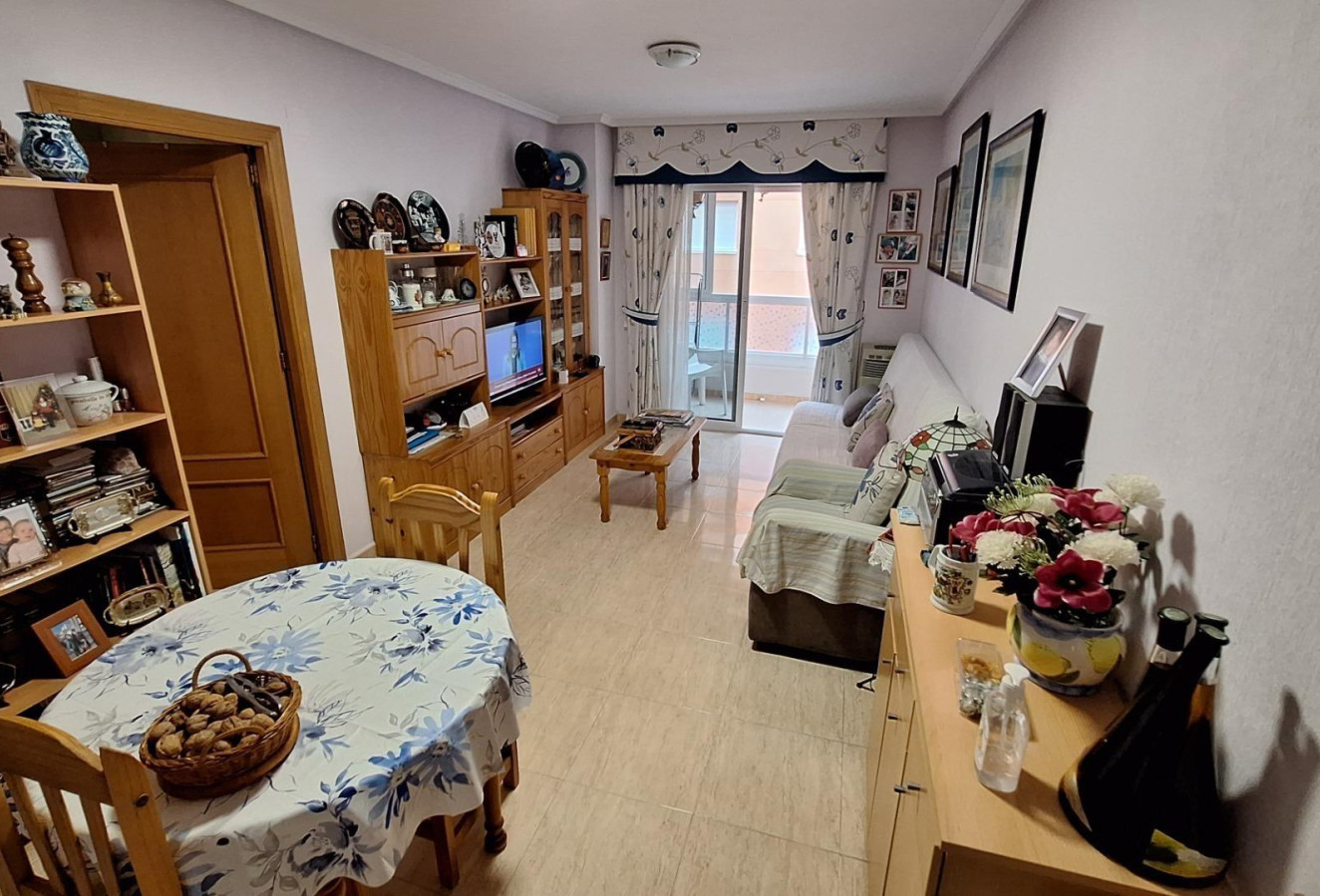 Reventa - Apartamento / piso - Torrevieja - Estacion de autobuses