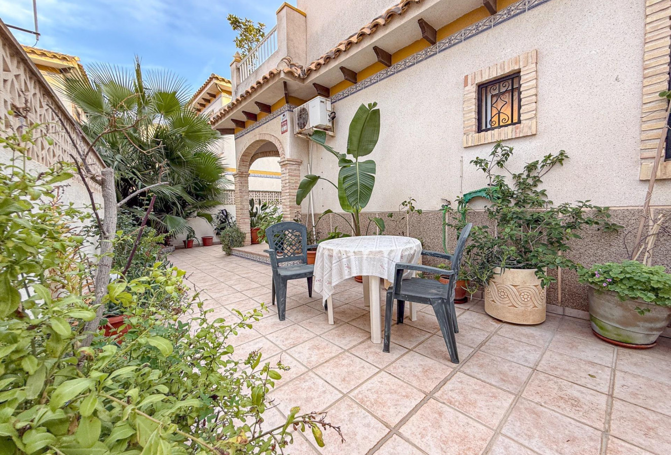 Reventa - Villa - Torrevieja - Las calas