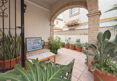 Reventa - Villa - Torrevieja - Las calas