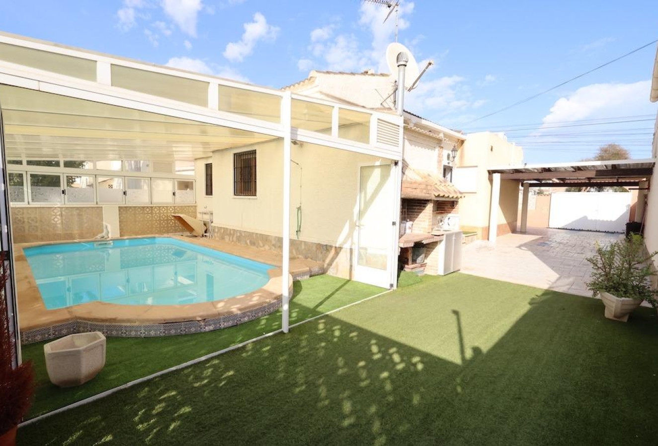 Reventa - Villa - Torrevieja - La Siesta - El Salado - Torreta