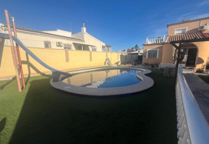 Reventa - Villa - Torrevieja - San luis