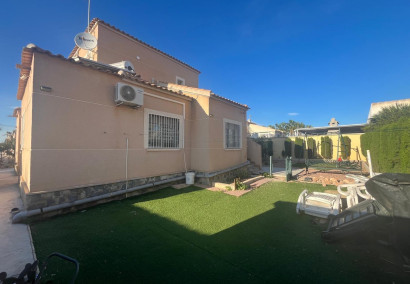 Reventa - Villa - Torrevieja - San luis