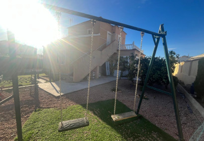 Reventa - Villa - Torrevieja - San luis