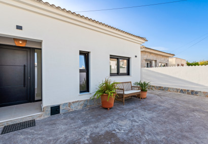 Reventa - Villa - Torrevieja - El chaparral