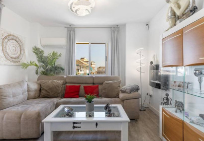 Resale - Apartment / flat - La Mata