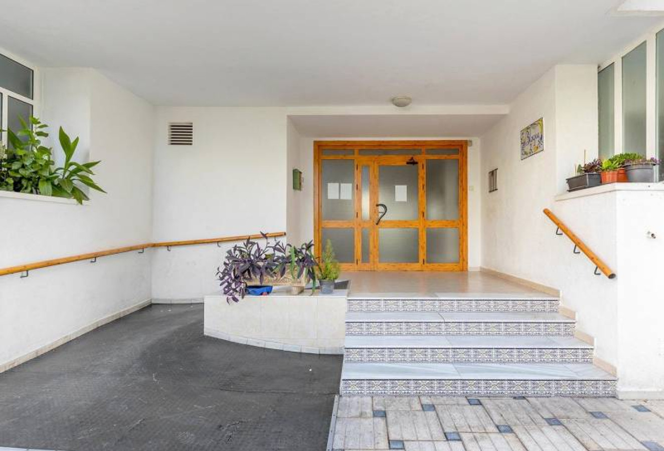 Resale - Apartment / flat - La Mata