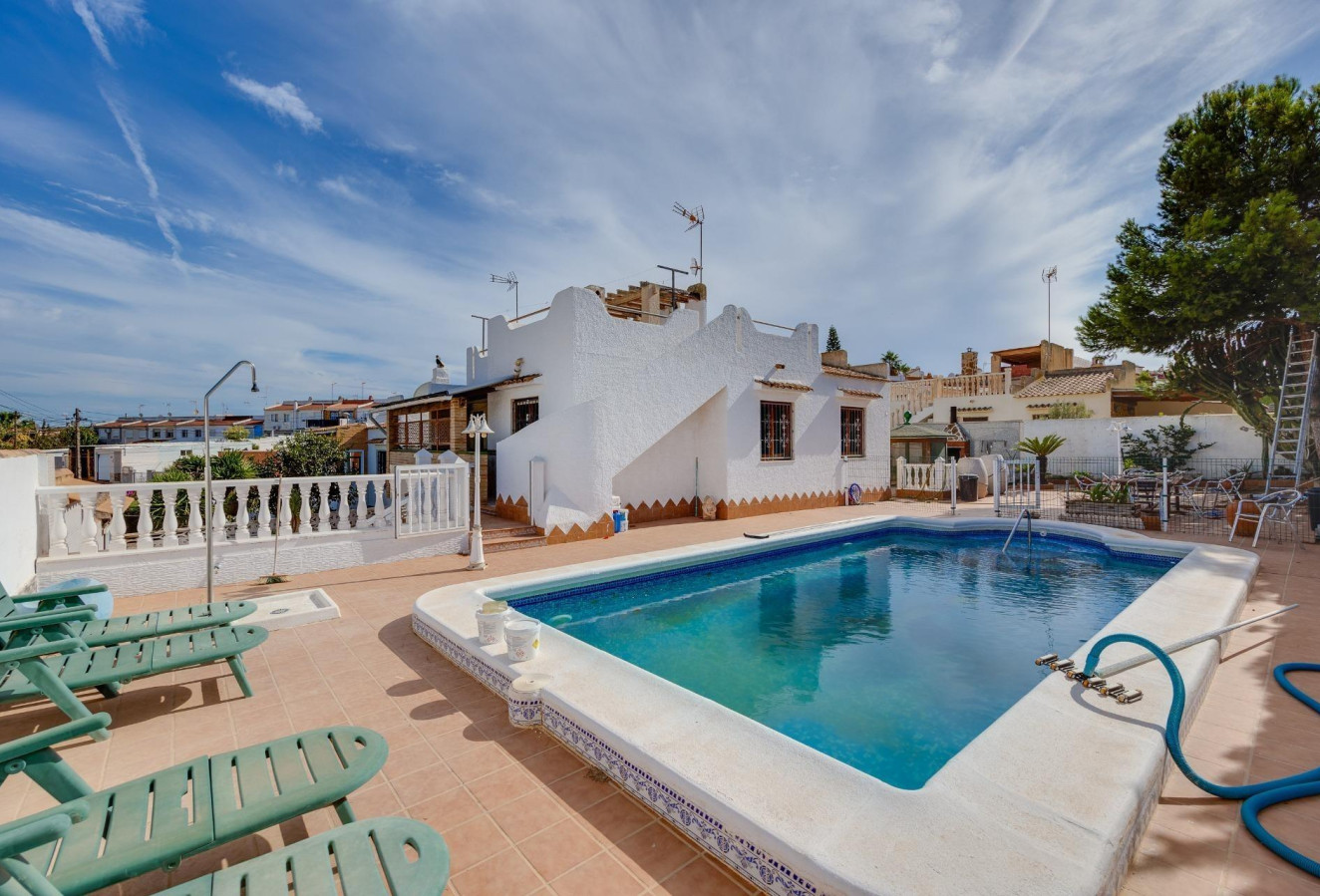 Reventa - Villa - Torrevieja - La Siesta - El Salado - Torreta