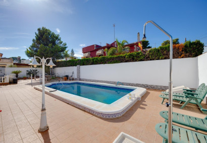 Reventa - Villa - Torrevieja - La Siesta - El Salado - Torreta