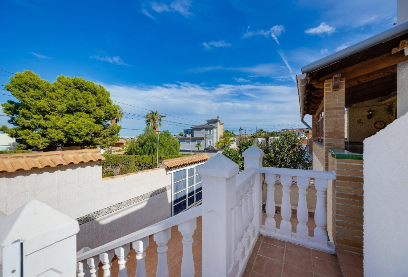 Reventa - Villa - Torrevieja - La Siesta - El Salado - Torreta