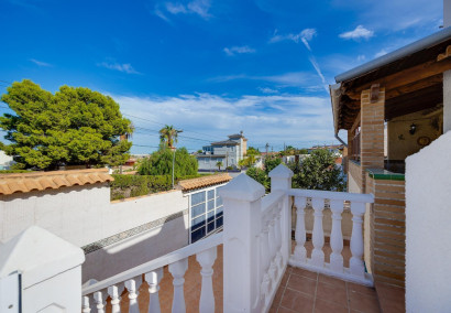 Reventa - Villa - Torrevieja - La Siesta - El Salado - Torreta