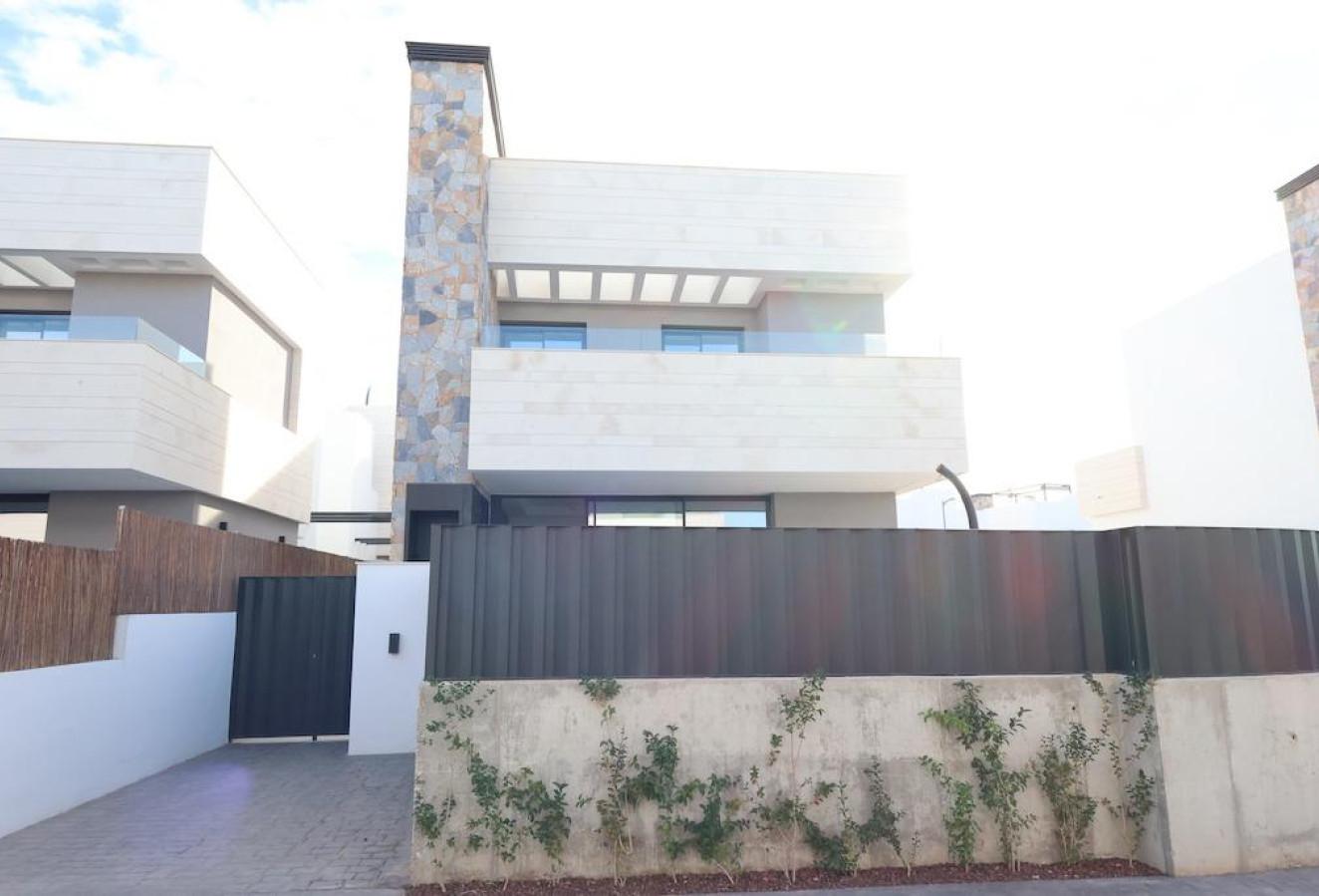 Resale - Villa - Los Alcazares - Santa Rosalía