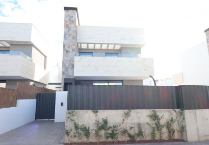 Resale - Villa - Los Alcazares - Santa Rosalía