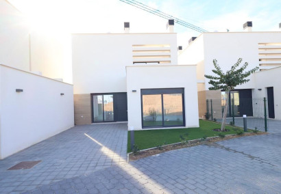 Reventa - Villa - Los Alcazares - Santa Rosalía