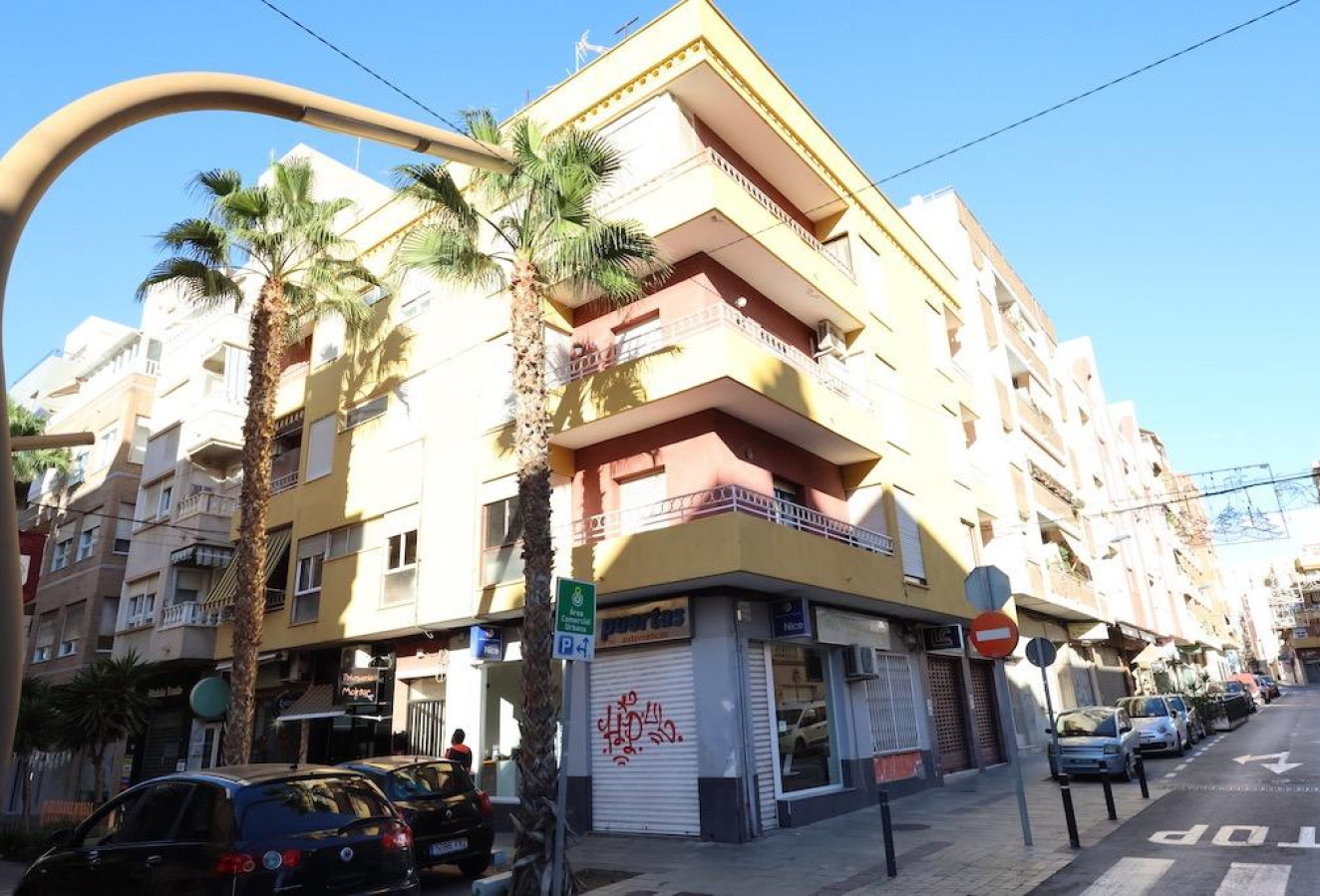 Resale - Apartment / flat - Torrevieja