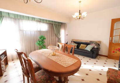 Resale - Apartment / flat - Torrevieja