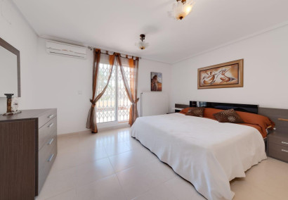 Reventa - Villa - Orihuela Costa - Punta Prima