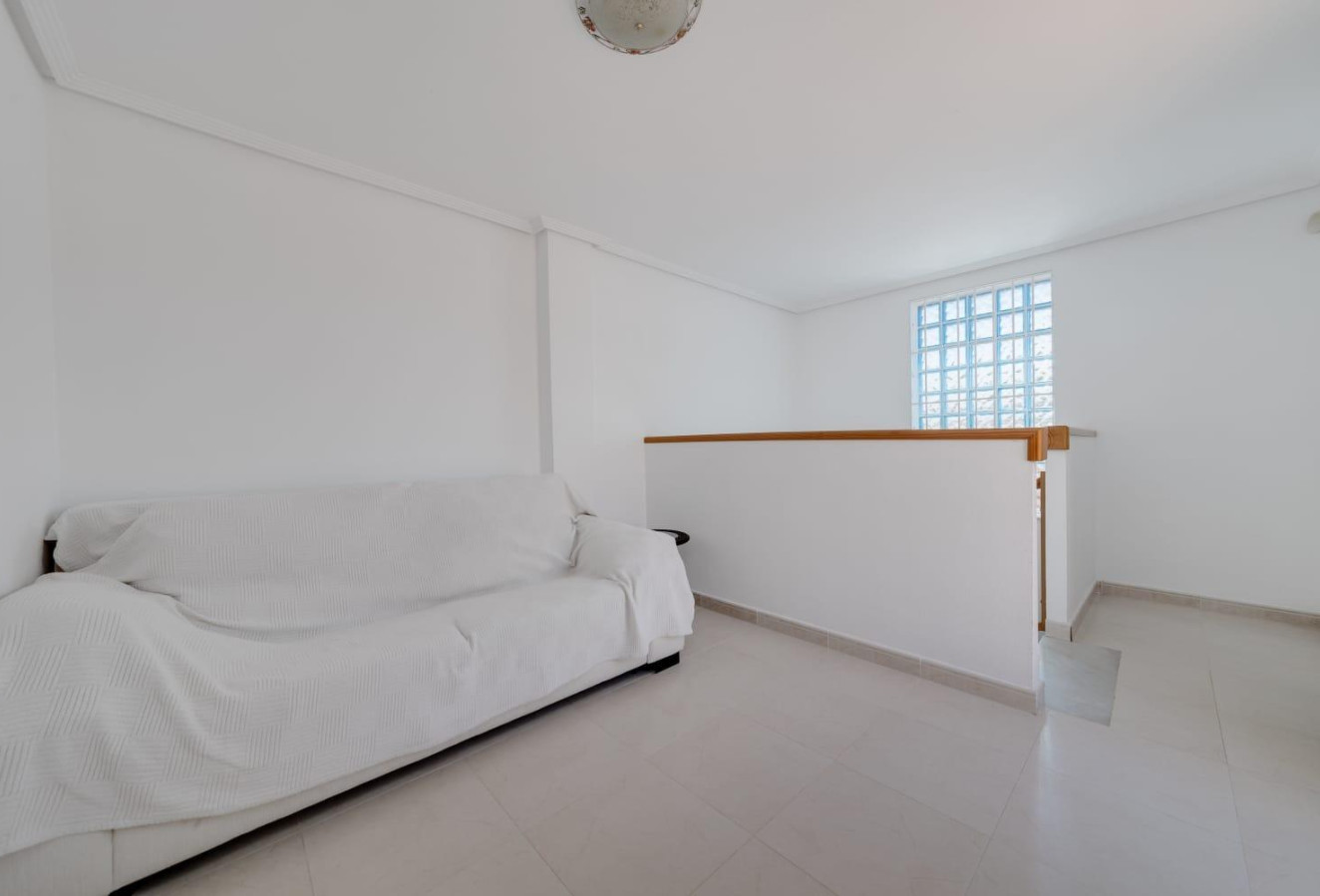 Reventa - Villa - Orihuela Costa - Punta Prima