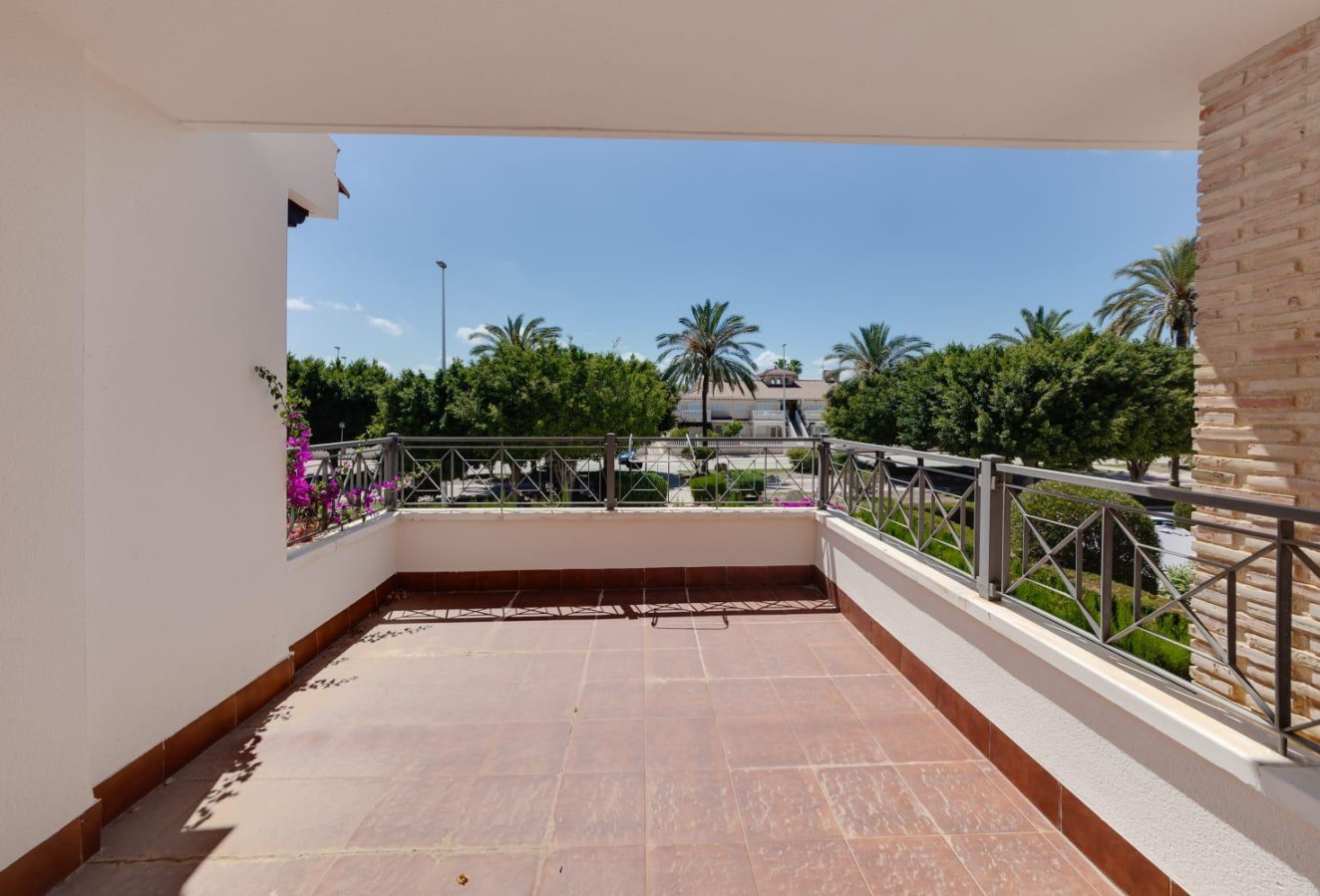 Reventa - Villa - Orihuela Costa - Punta Prima