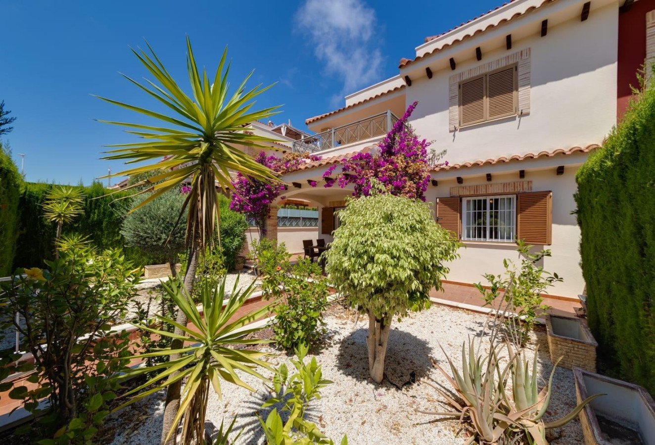 Reventa - Villa - Orihuela Costa - Punta Prima