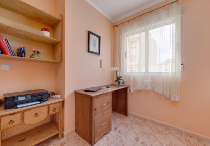 Reventa - Apartamento / piso - Torrevieja - Estacion de autobuses