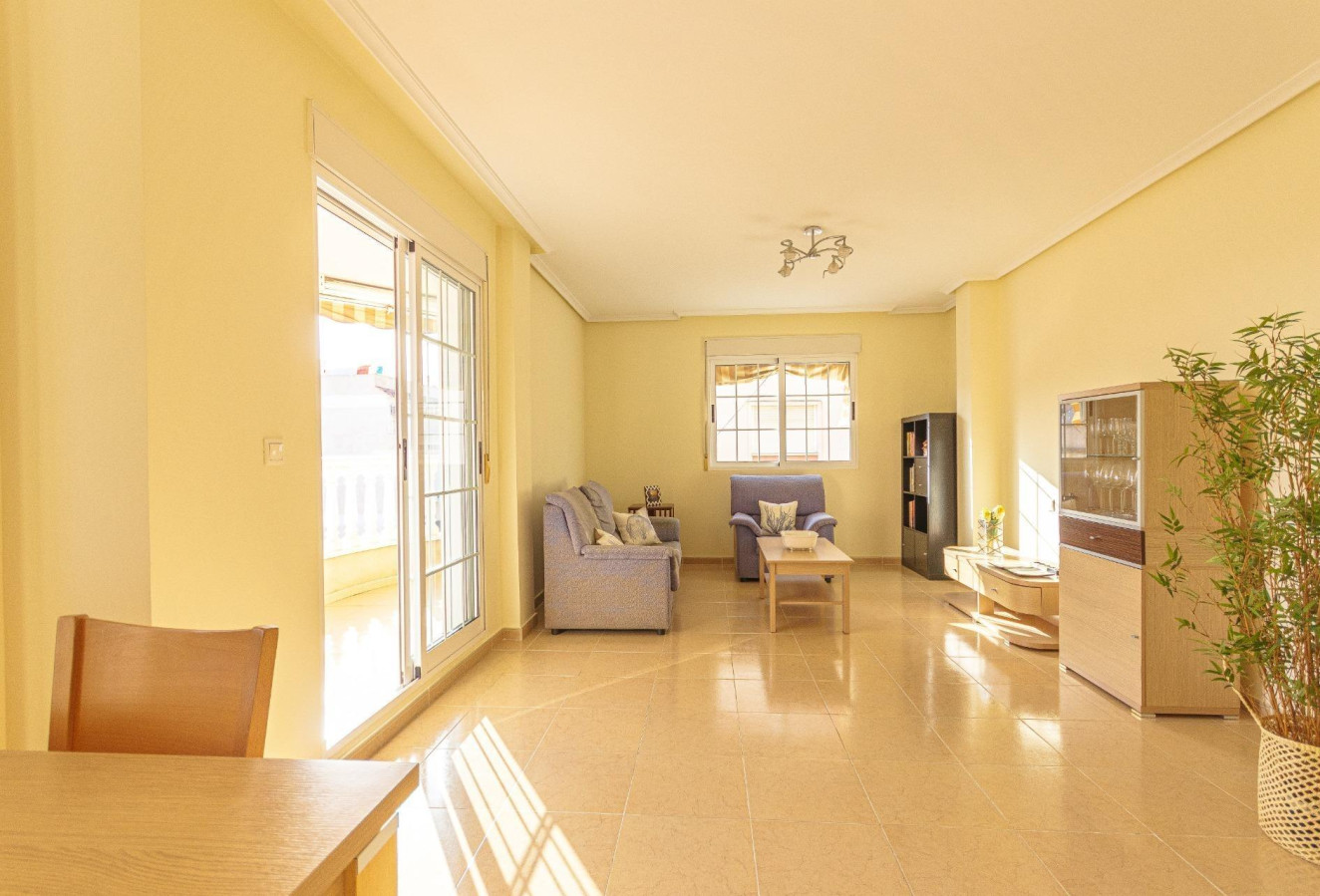 Resale - Apartment / flat - Torrevieja - torrevieja