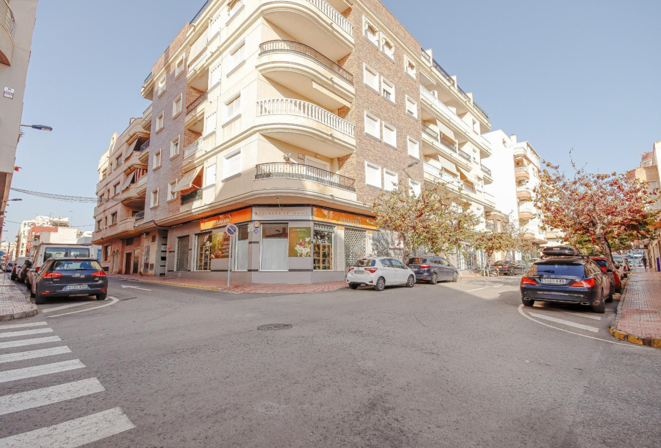 Resale - Apartment / flat - Torrevieja - torrevieja