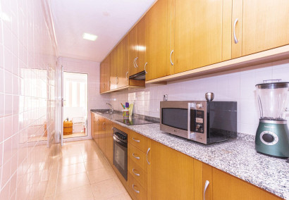 Resale - Apartment / flat - Torrevieja - torrevieja