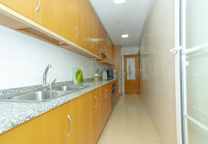 Resale - Apartment / flat - Torrevieja - torrevieja