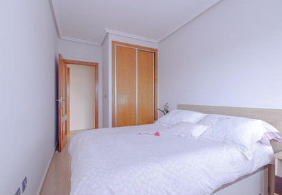 Resale - Apartment / flat - Torrevieja - torrevieja