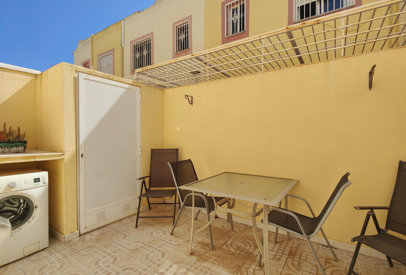 Resale - Bungalow - Orihuela Costa - Cabo Roig