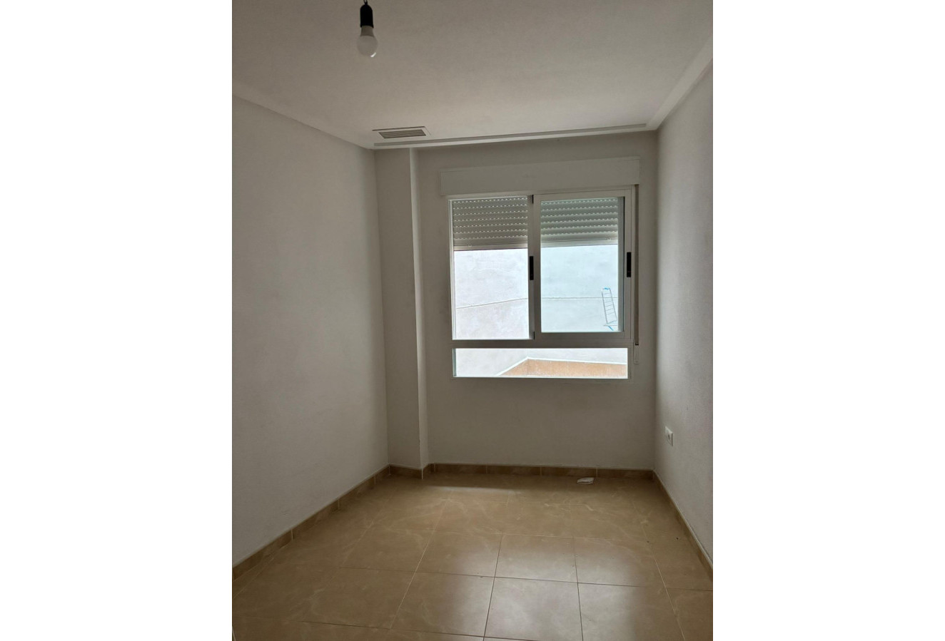 Reventa - Apartamento / piso - Almoradi - Centro urbano 2