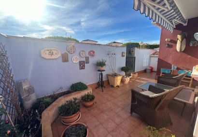 Resale - Town house / semi detached - Orihuela Costa - Entre Naranjos Vistabella