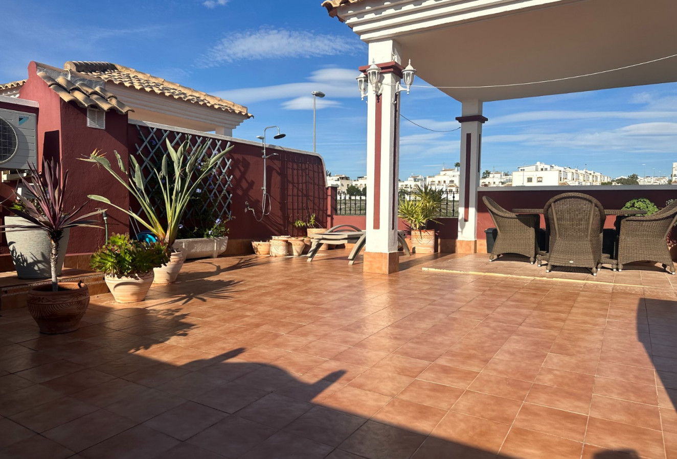 Resale - Town house / semi detached - Orihuela Costa - Entre Naranjos Vistabella