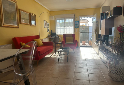 Resale - Town house / semi detached - Orihuela Costa - Entre Naranjos Vistabella