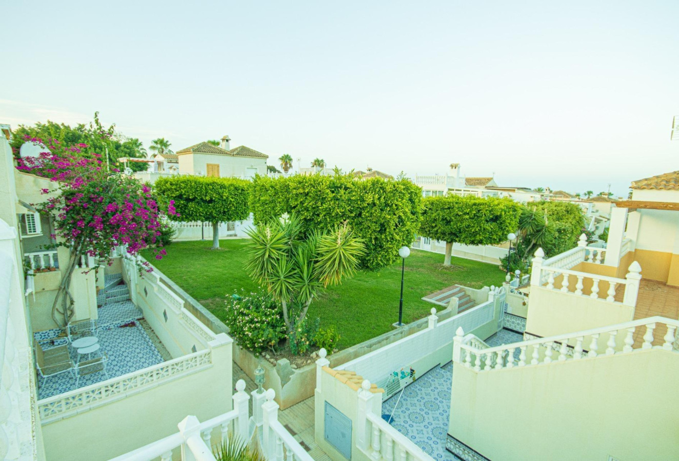 Reventa - Bungalow - Torrevieja - Los Balcones - Los Altos del Edén