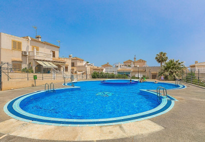 Reventa - Bungalow - Torrevieja - Los Balcones - Los Altos del Edén