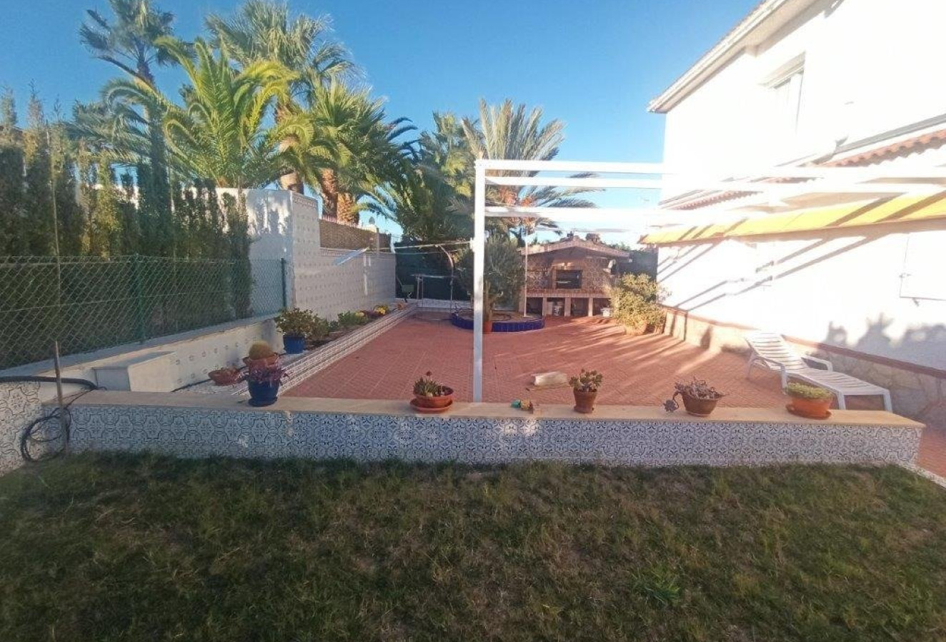 Reventa - Villa - Torrevieja - Los balcones