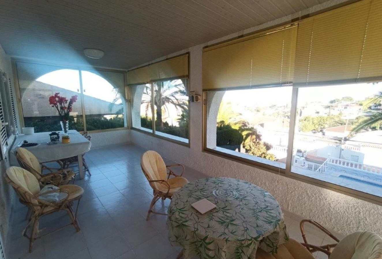 Reventa - Villa - Torrevieja - Los balcones